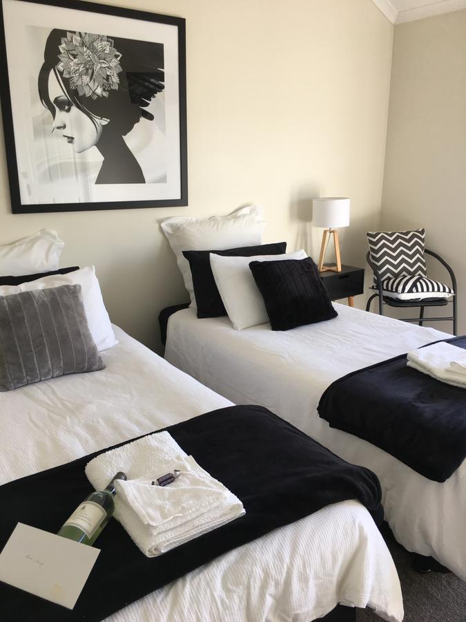 Rosewhite House Bed & Breakfast Myrtleford Eksteriør bilde